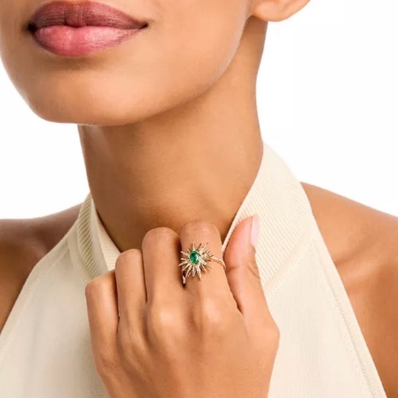 Gold and Emerald Sunburst Ring - Picture 2 of 14